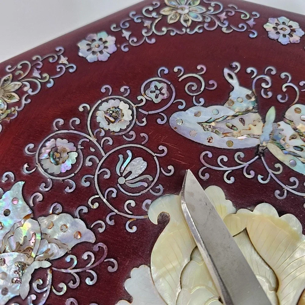 Antique China Mother of Pearl Inlay Lacquer Wooden Octagon Jewelry Bento Box